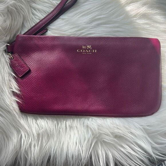 Coach Burgundy Crossgrain Clutch Wristlet Wallet 9x5 - Picture 1 of 7